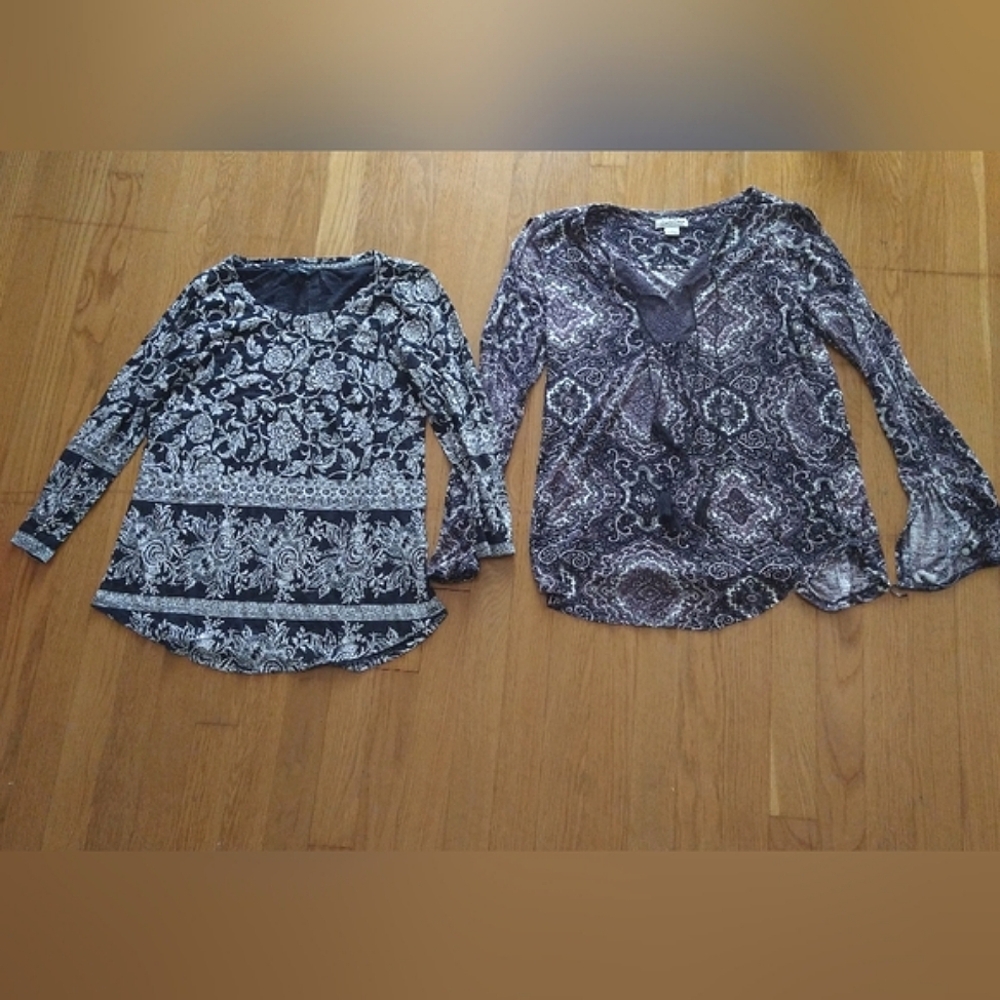 Two Lucky Brand Blouse Top 🩶Size M